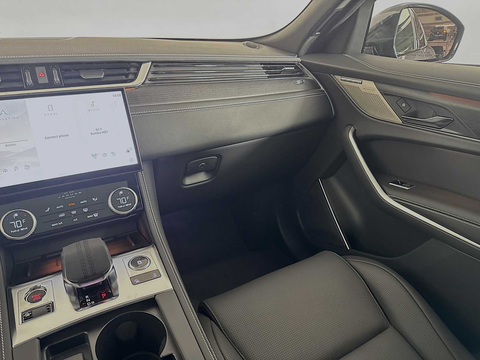 2026 Jaguar F-Pace R-Dynamic S - Photo 22