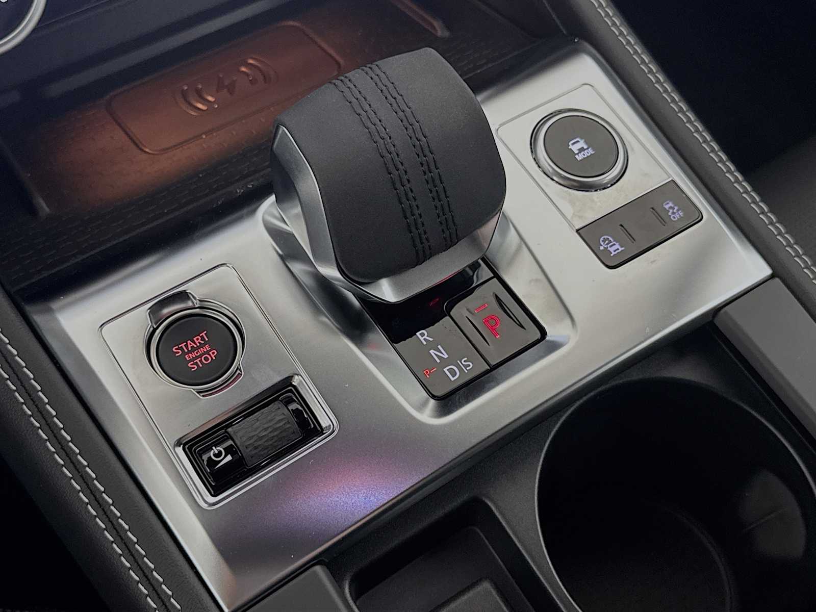 2026 Jaguar F-Pace R-Dynamic S - Photo 16