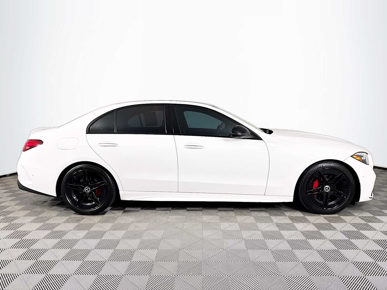 2022 Mercedes Benz C 300 4MATIC Sedan photo 3