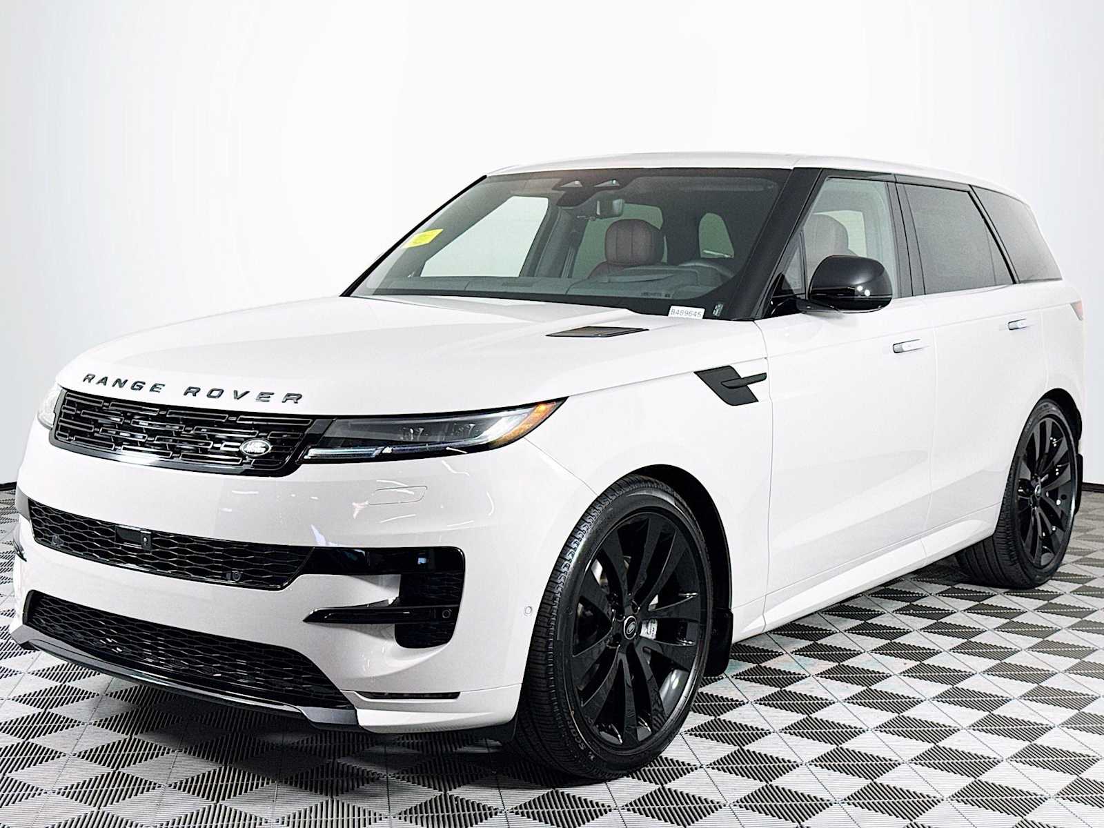 2025 Land Rover Range Rover Sport P400 Dynamic SE AWD