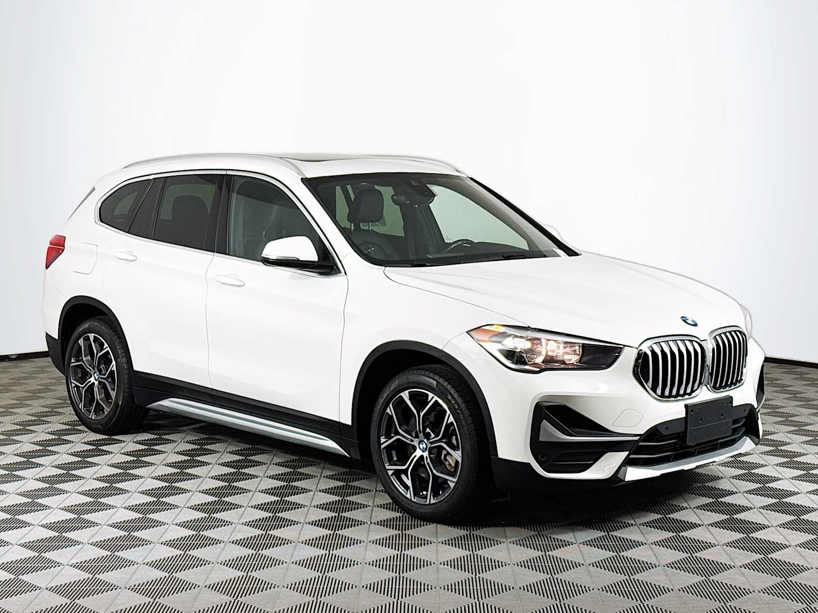 2021 Bmw X1 XDrive28i photo 2