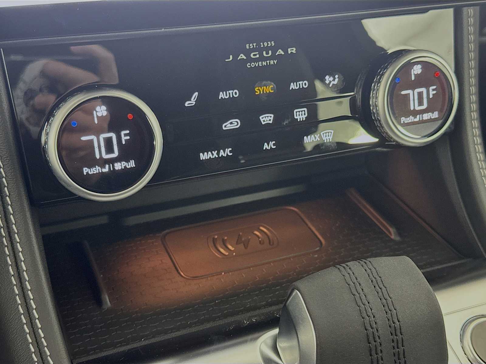 2026 Jaguar F-Pace R-Dynamic S - Photo 15