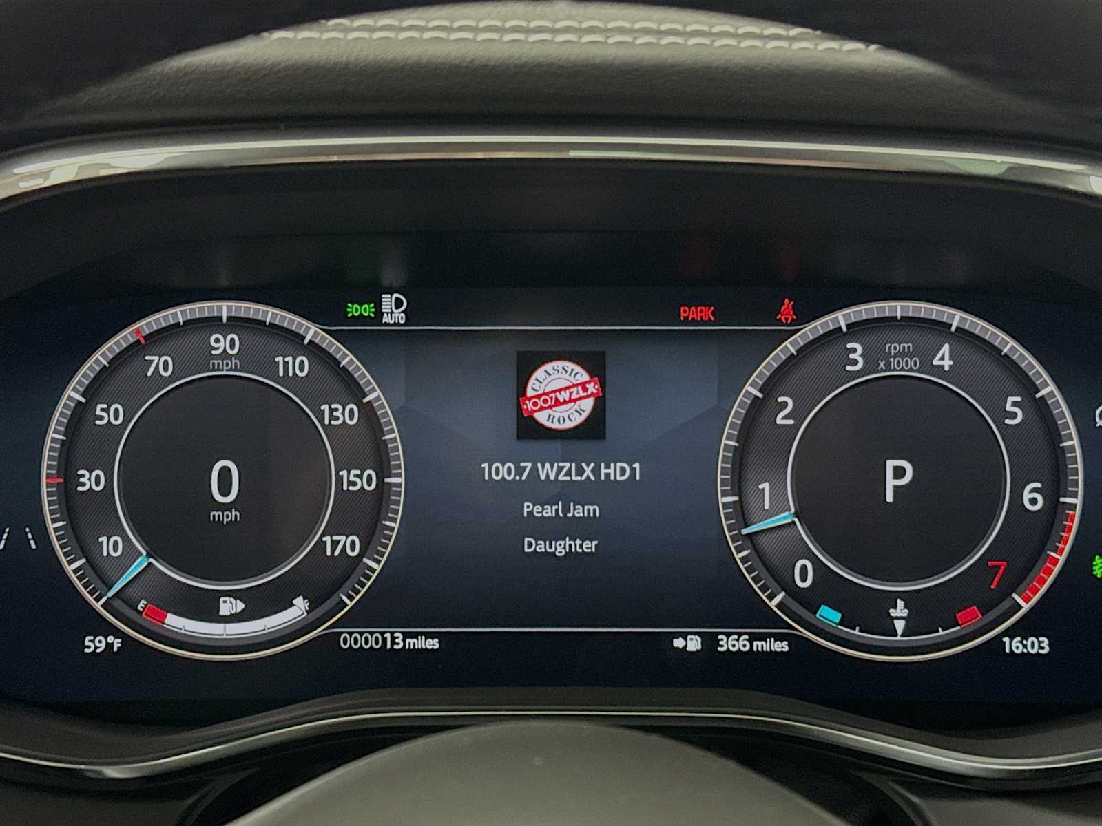 2026 Jaguar F-Pace R-Dynamic S - Photo 12