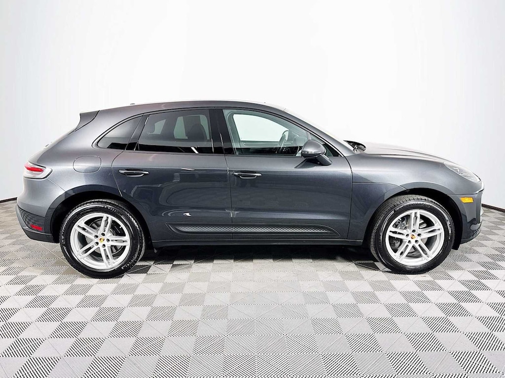 Used 2025 Porsche Macan SUV