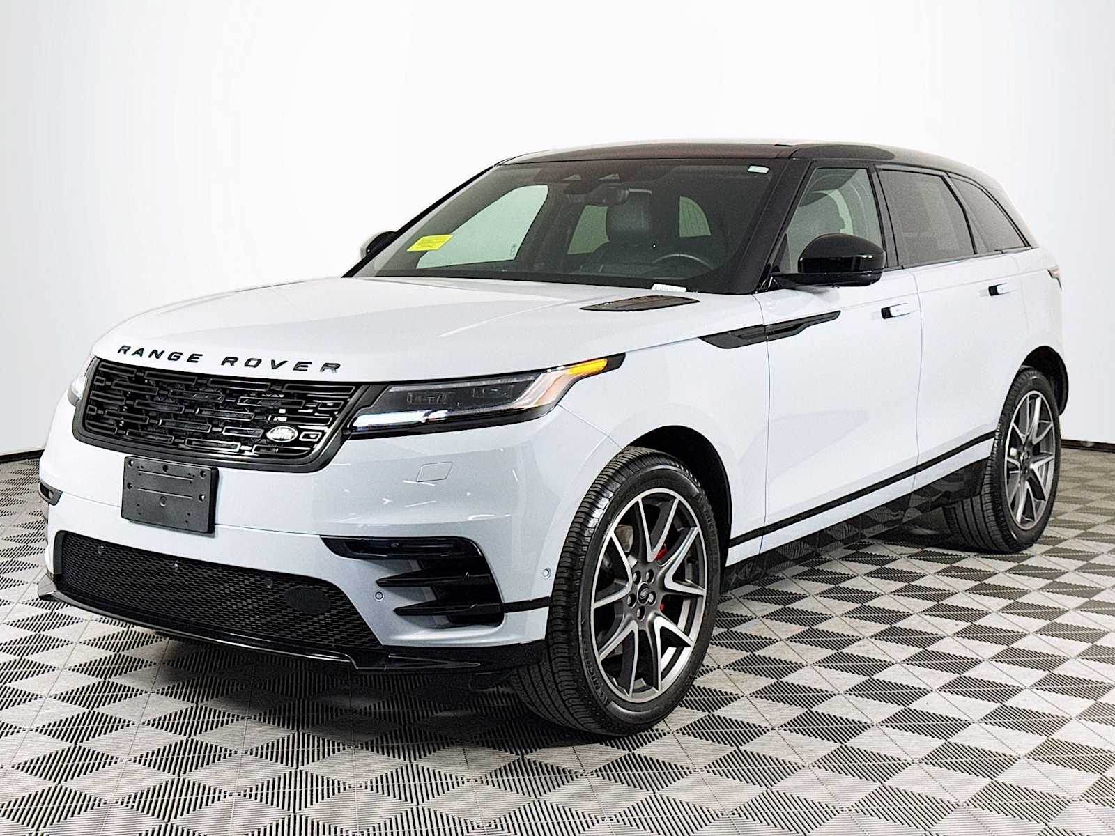 2025 Land Rover Range Rover Velar P250 Dynamic SE AWD