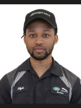 Staff member Alijah Cardosa from ID_6183fd