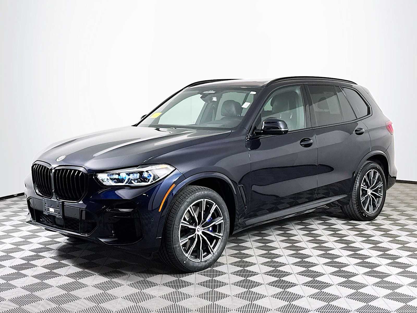 2023 BMW X5 M50i's photo