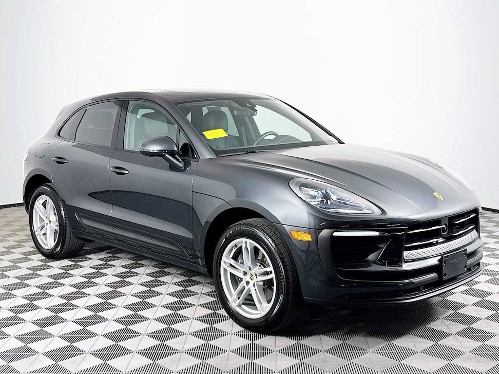 Used 2025 Porsche Macan SUV