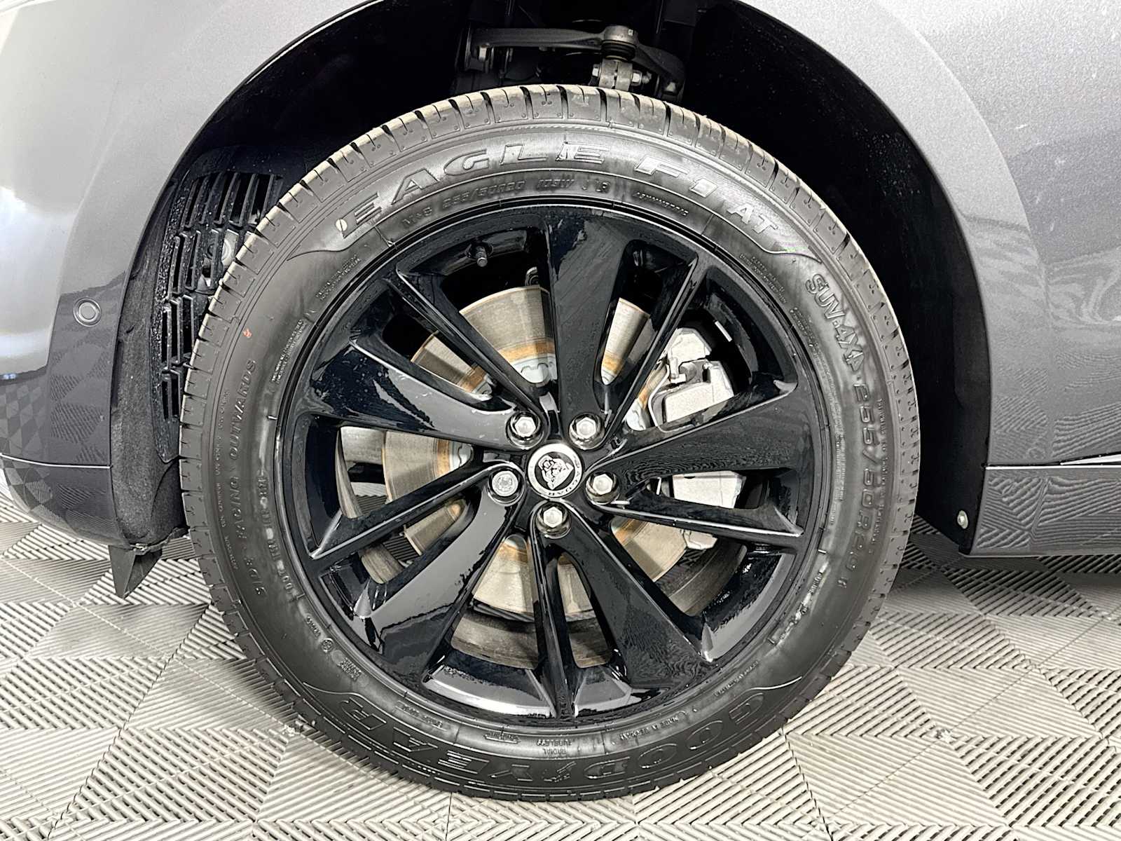 2026 Jaguar F-Pace R-Dynamic S - Photo 29