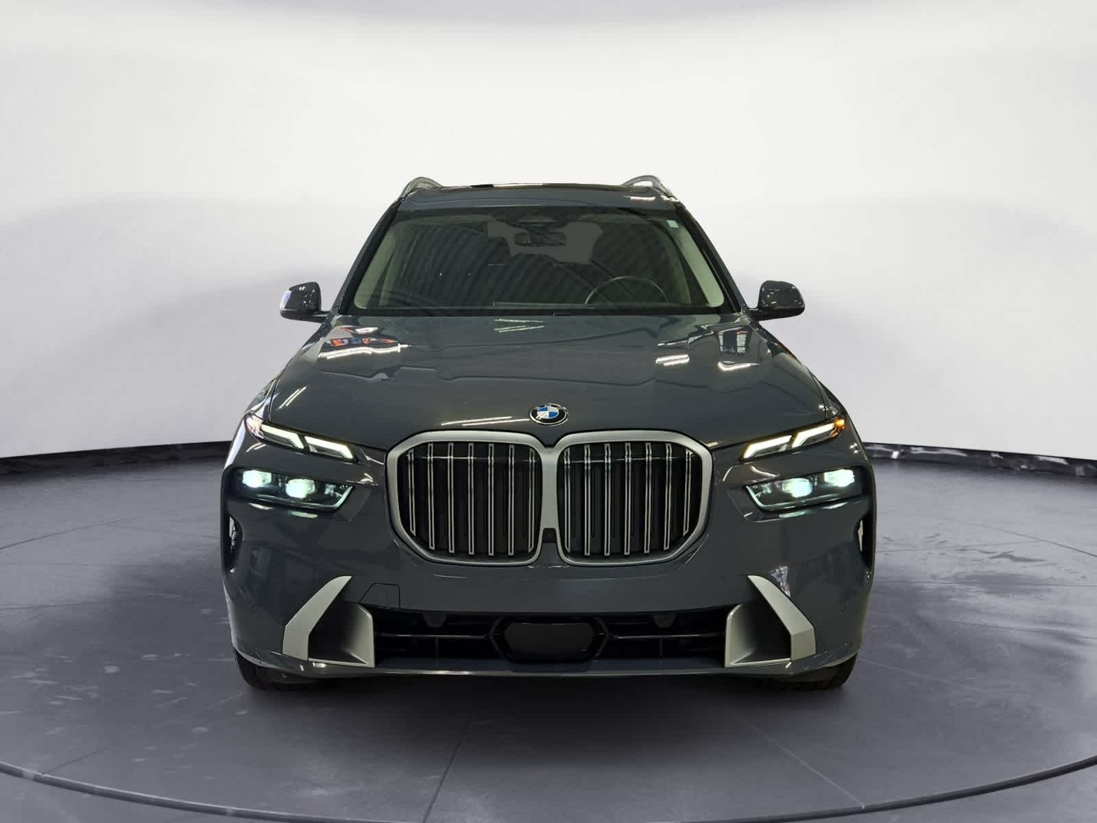 2025 Bmw X7 xDrive40i photo 2