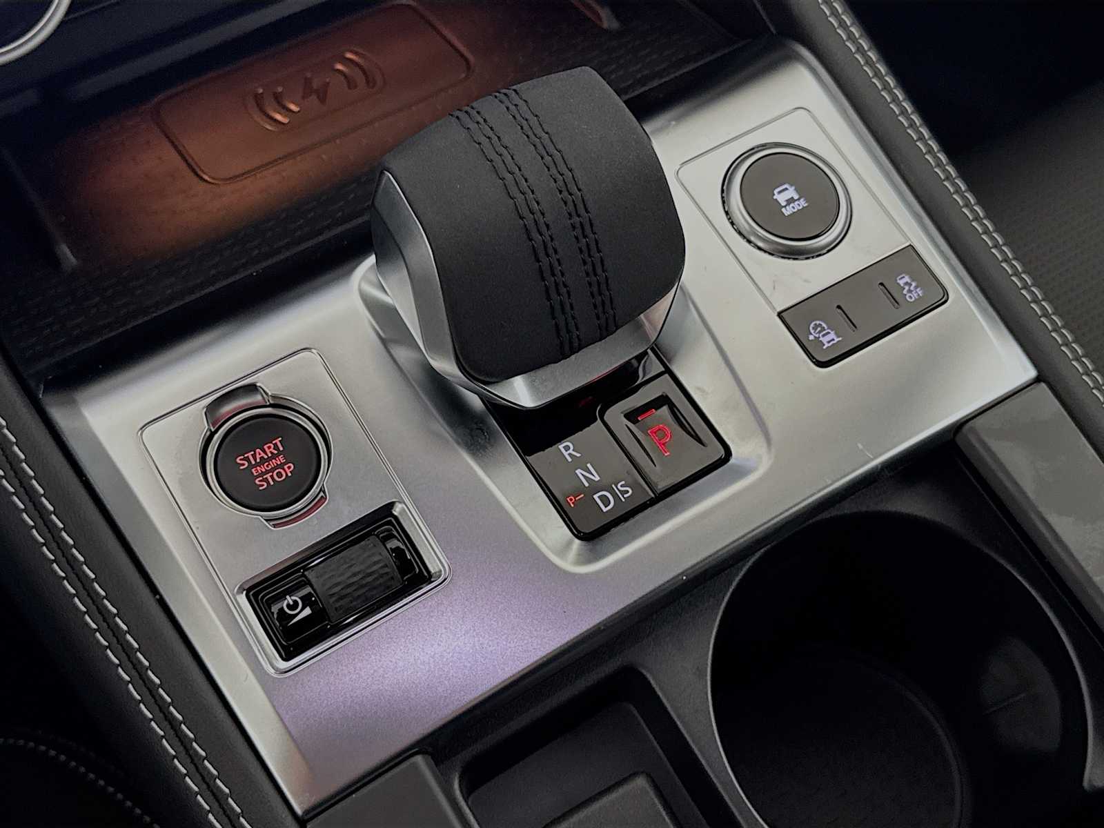 2026 Jaguar F-Pace R-Dynamic S - Photo 16
