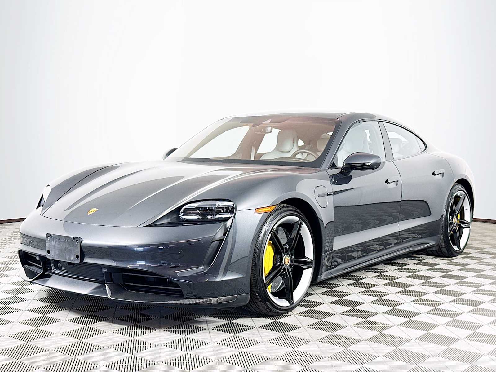 2021 Porsche Taycan Turbo S AWD