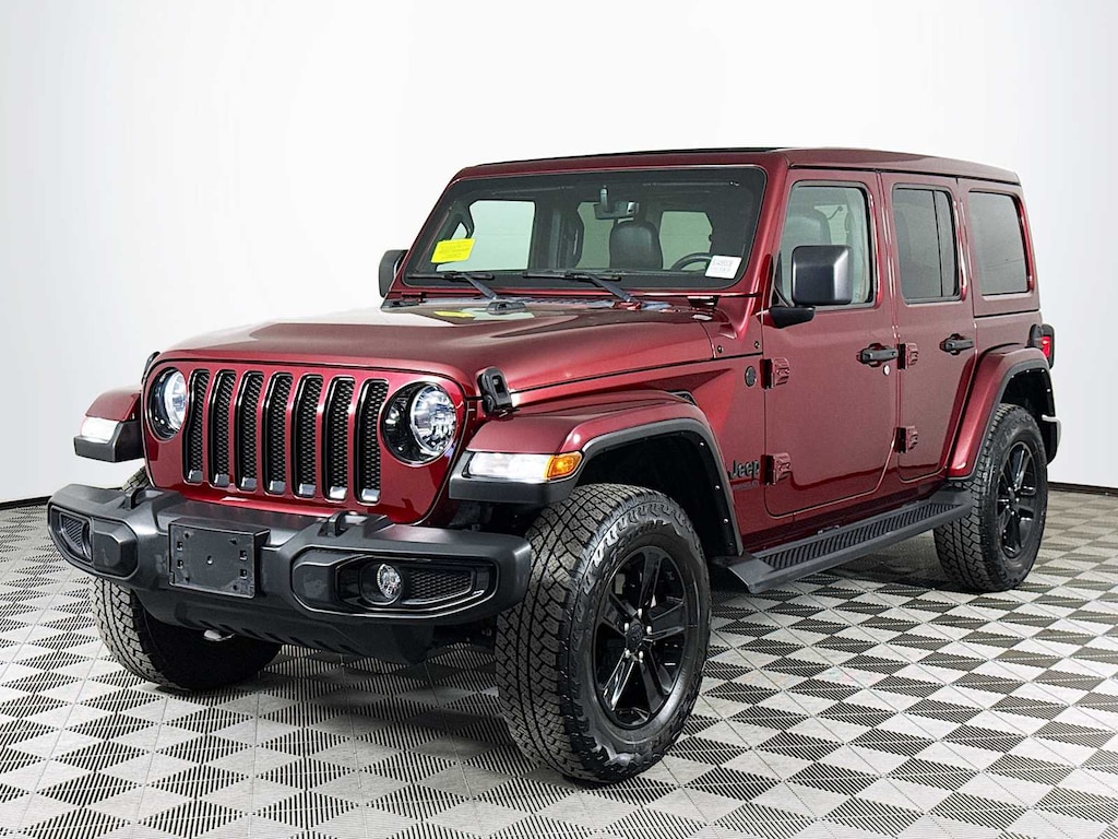 Used 2021 Jeep Wrangler Unlimited Sahara Altitude SUV