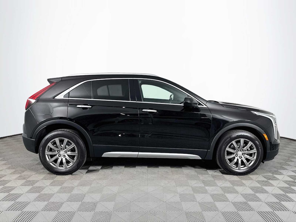Used 2019 Cadillac XT4 AWD Premium Luxury SUV