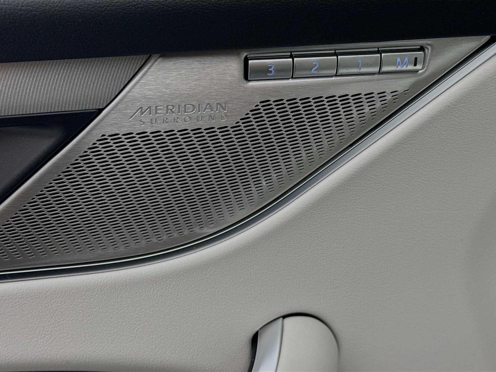 2026 Jaguar F-Pace R-Dynamic S - Photo 19