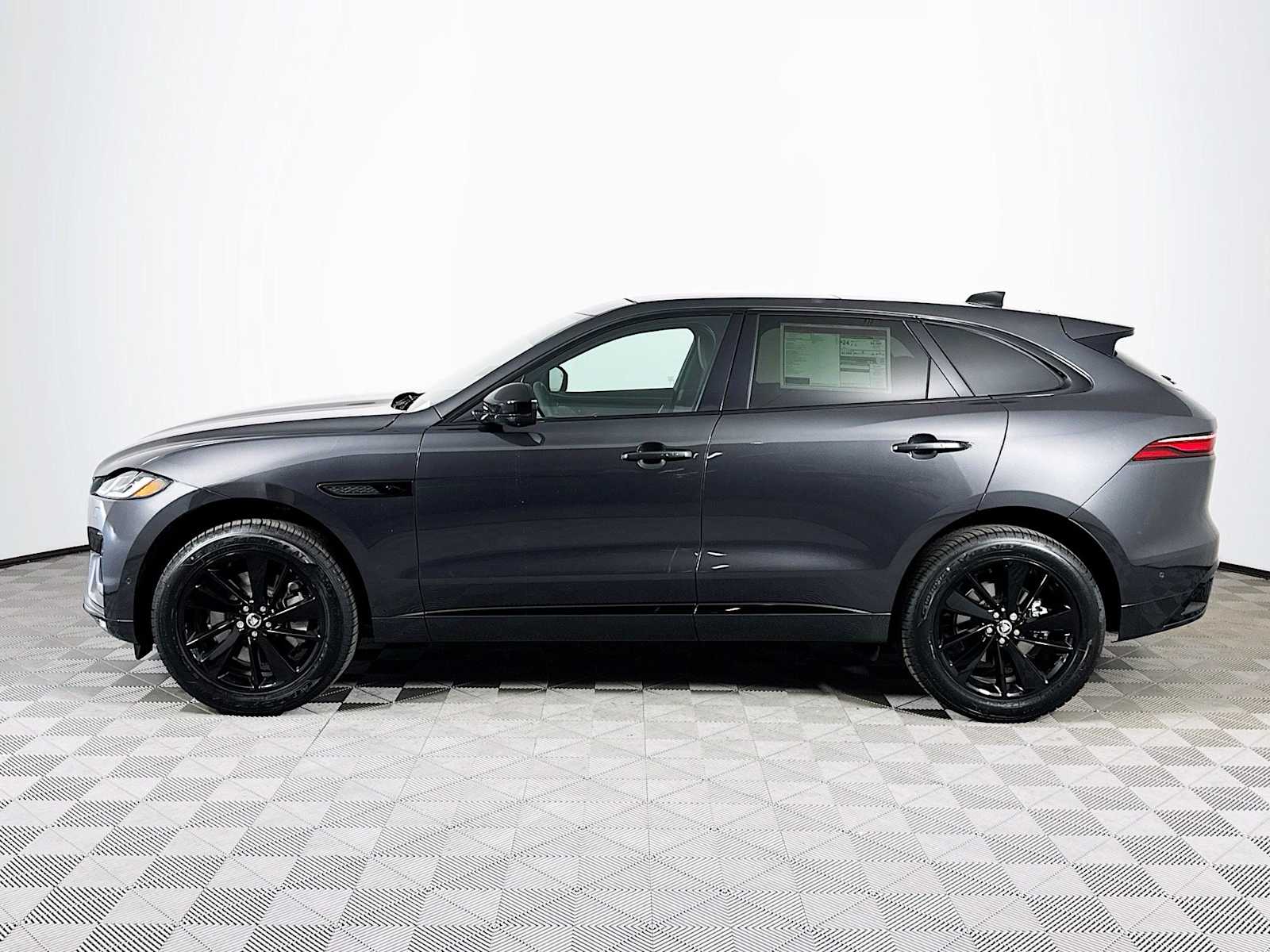 2026 Jaguar F-Pace R-Dynamic S - Photo 8