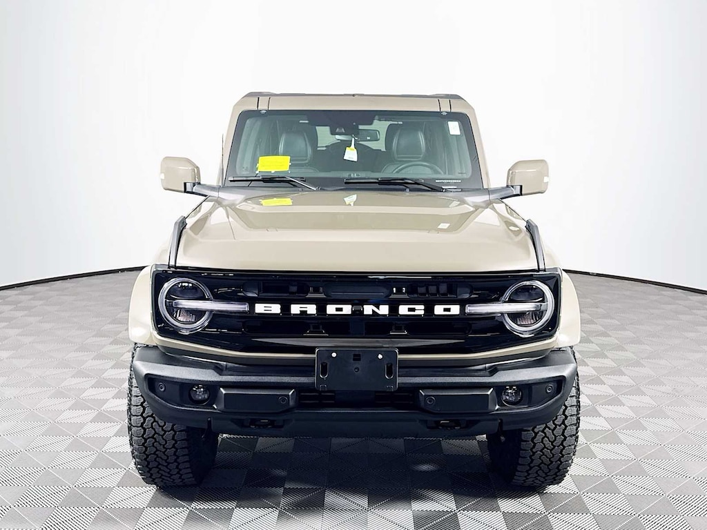 Used 2025 Ford Bronco Outer Banks SUV