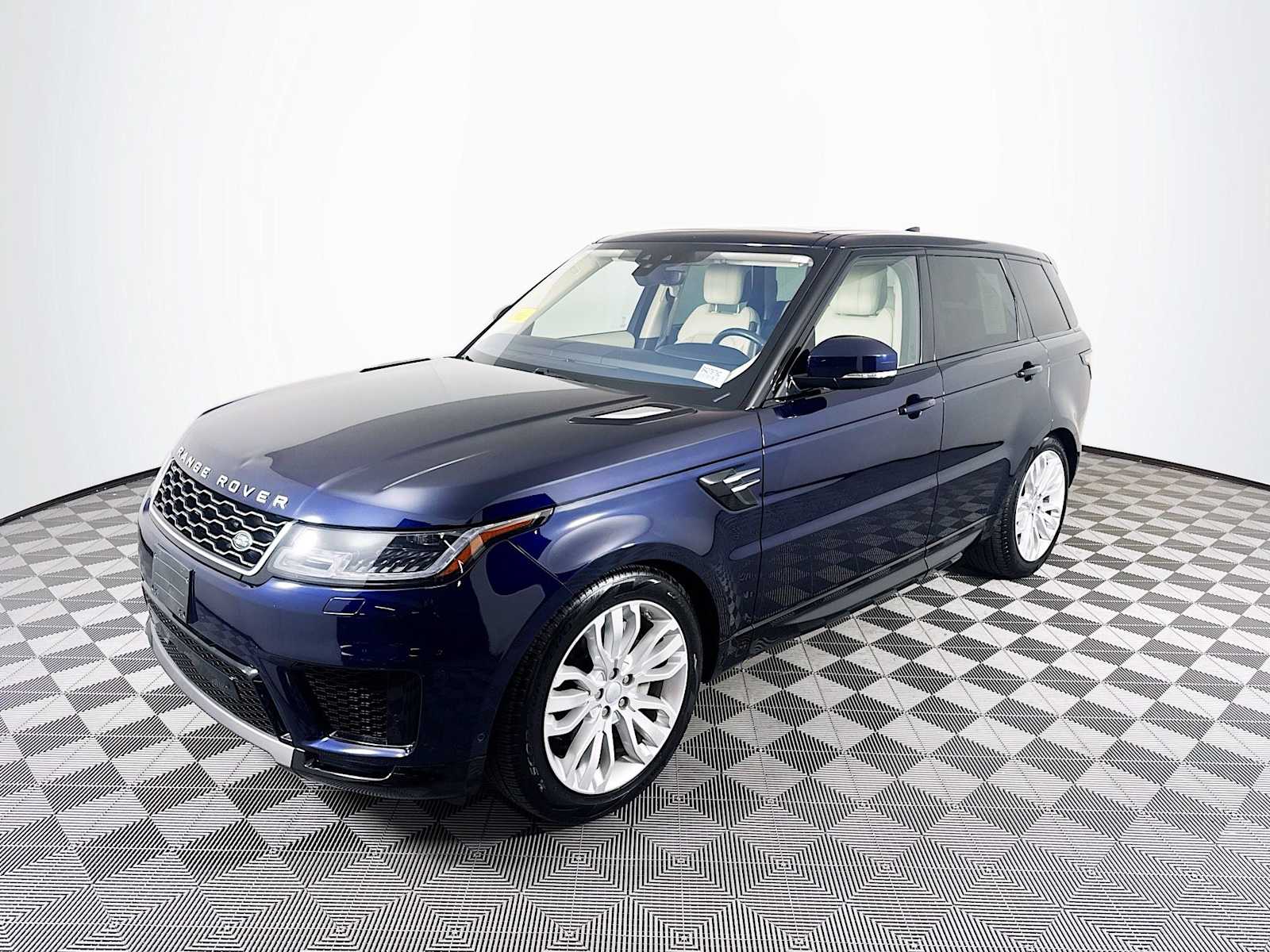 2020 Land Rover Range Rover Sport HSE's photo