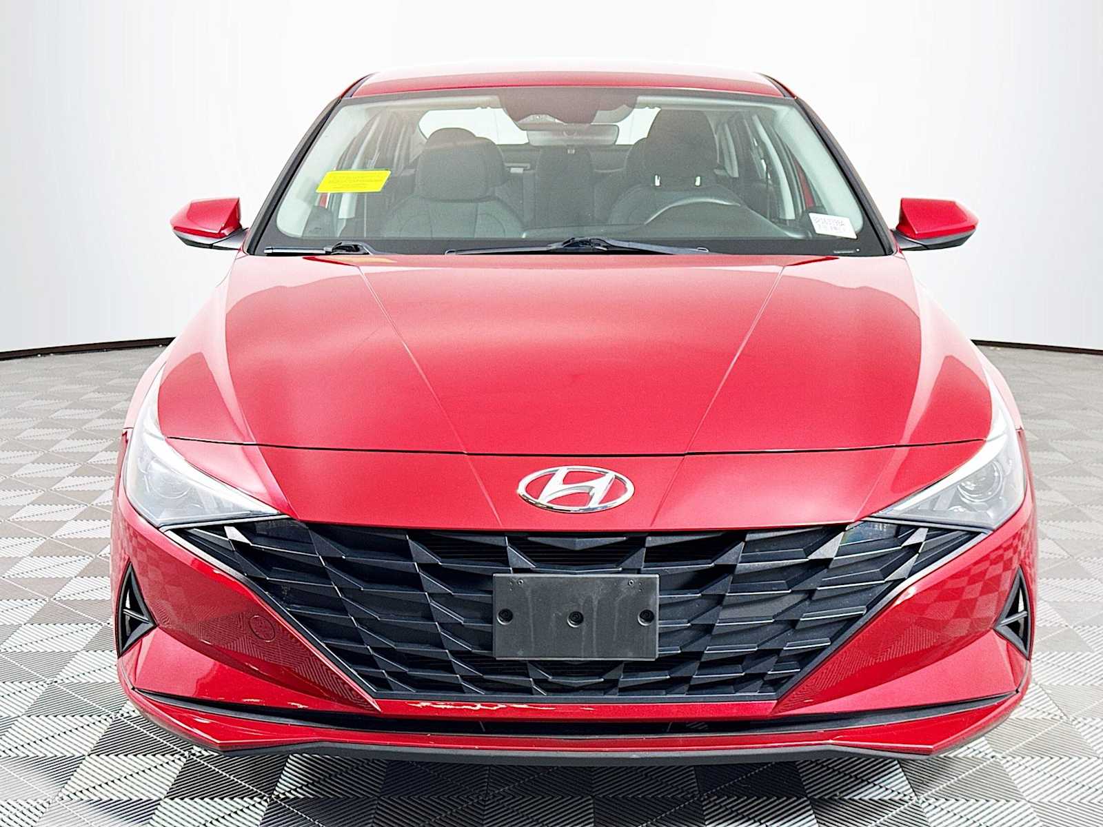 2022 Hyundai Elantra SE photo 2