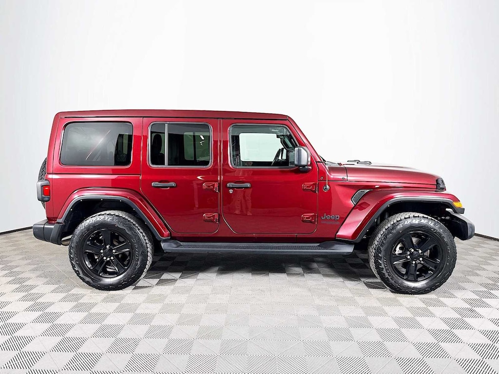 Used 2021 Jeep Wrangler Unlimited Sahara Altitude SUV
