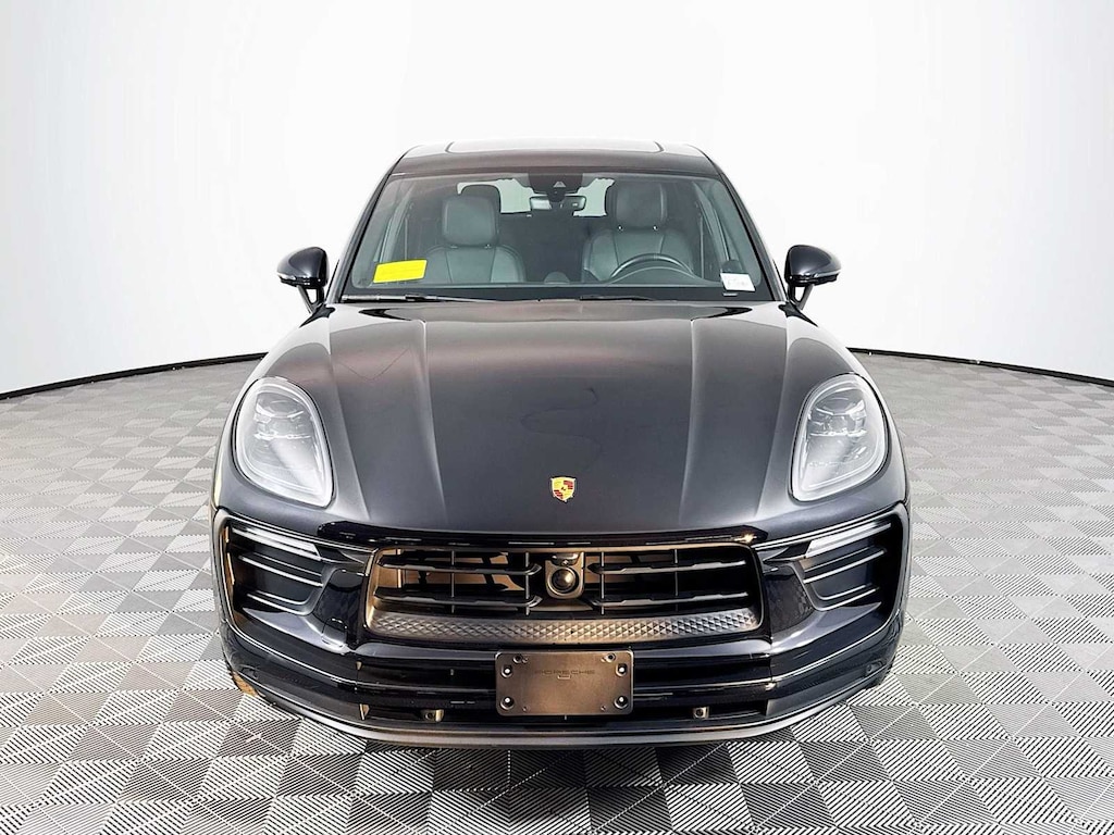 Used 2024 Porsche Macan SUV