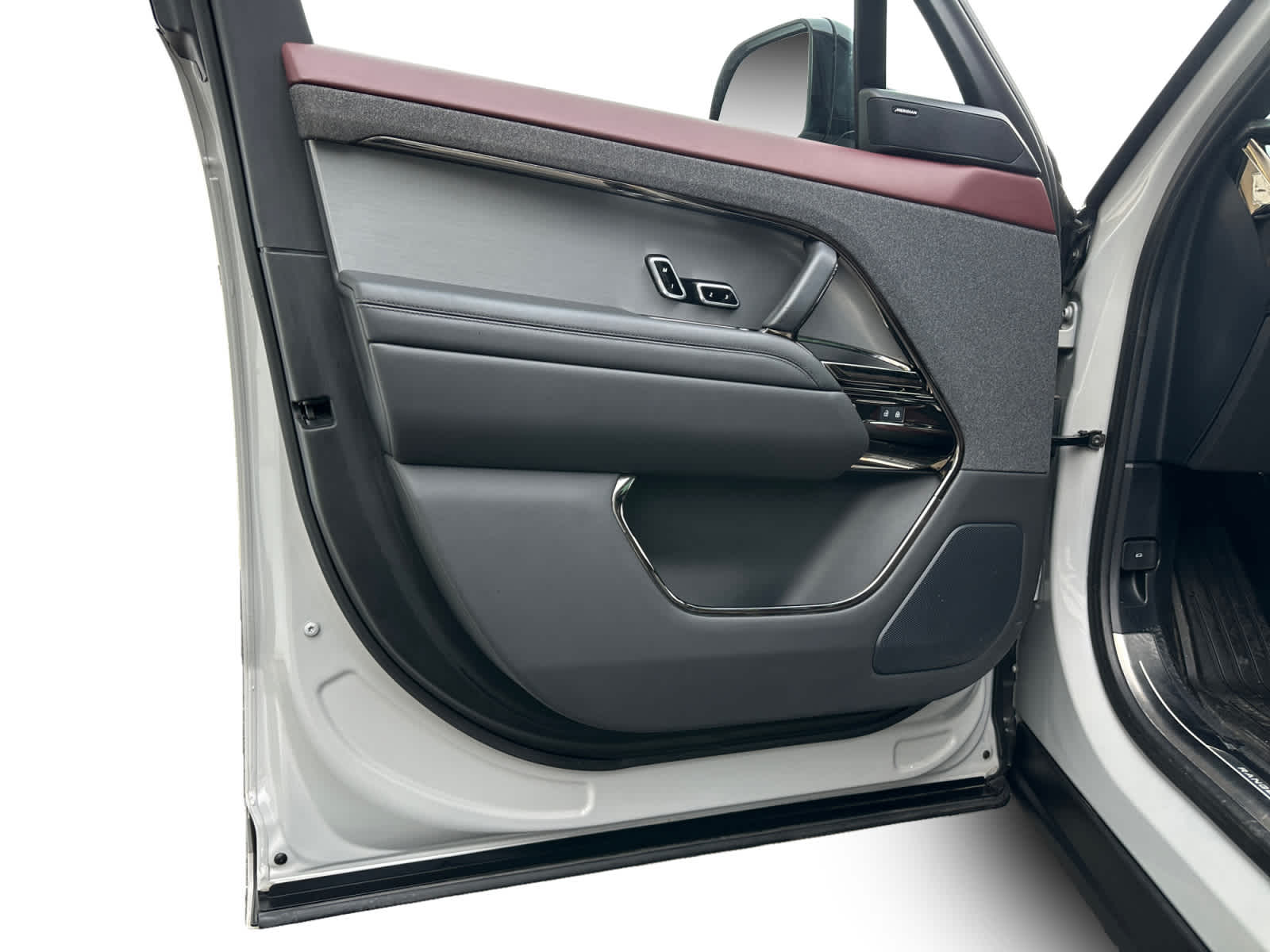 used 2024 Land Rover Range Rover Sport car, priced at $75,500