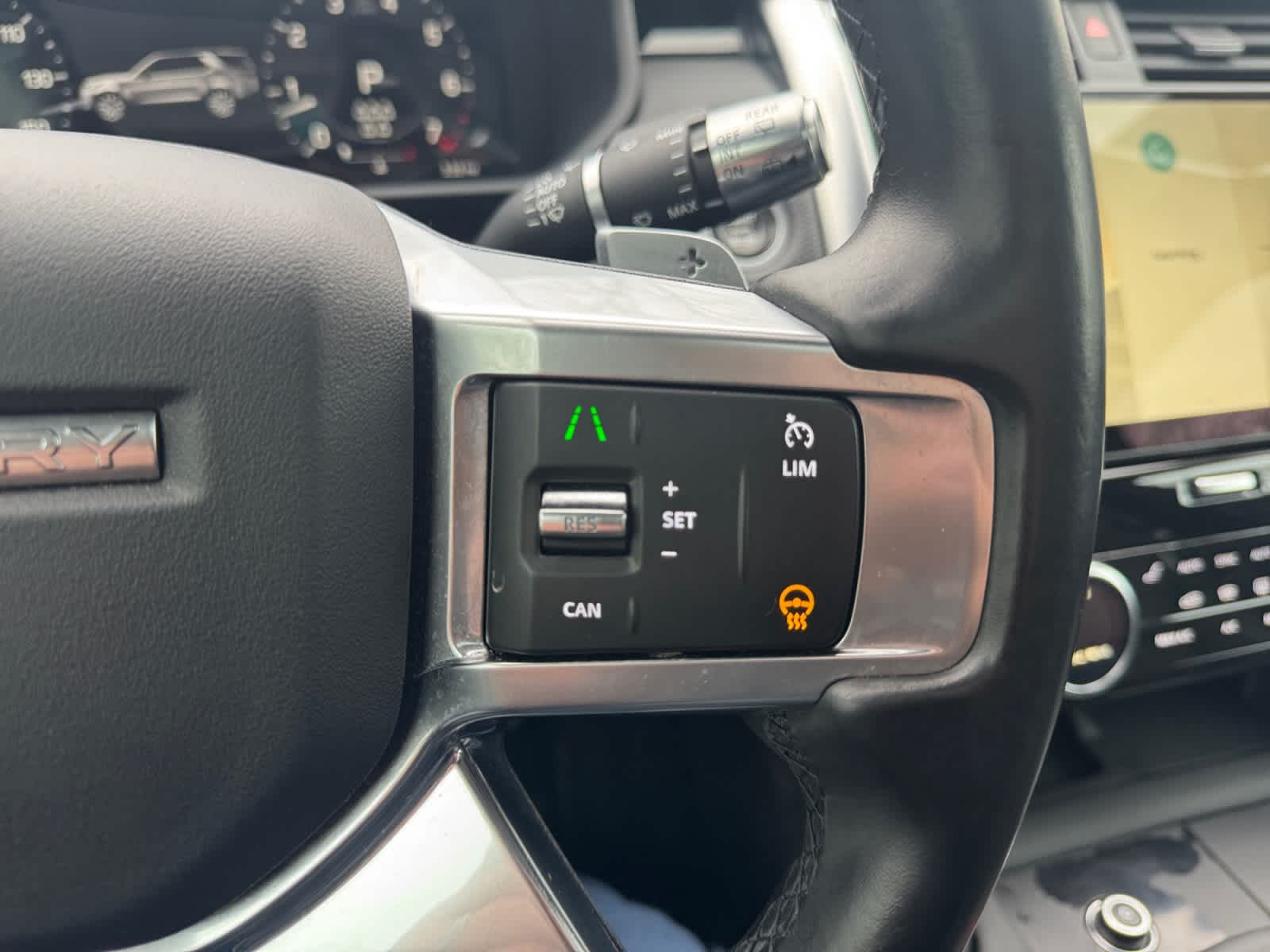 used 2021 Land Rover Discovery car, priced at $26,000