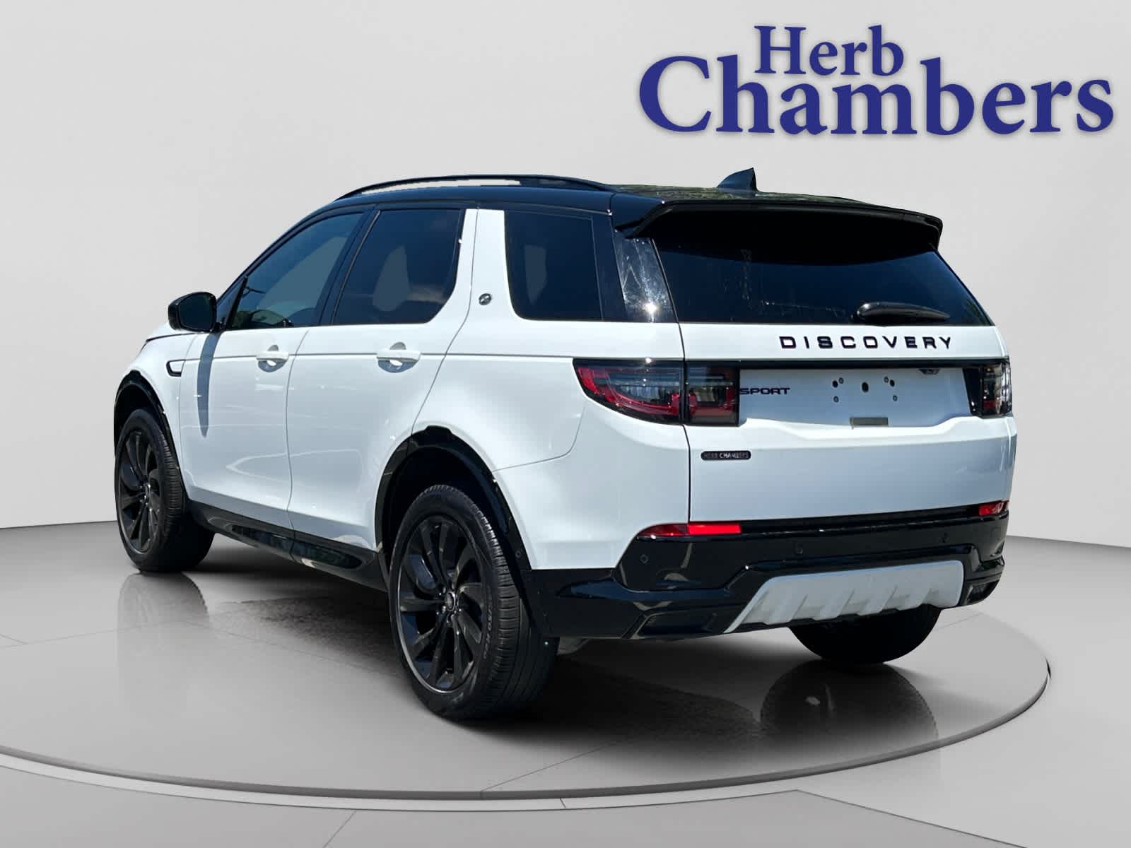 2024 Land Rover Discovery Sport Dynamic SE - Photo 4