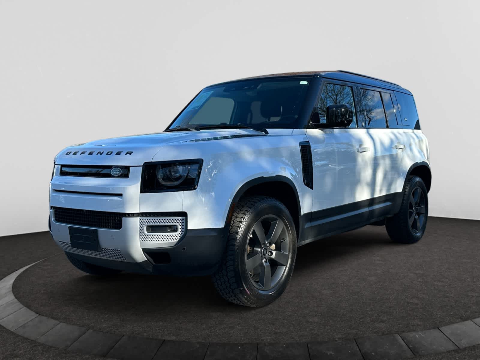 2024 Land Rover Defender S