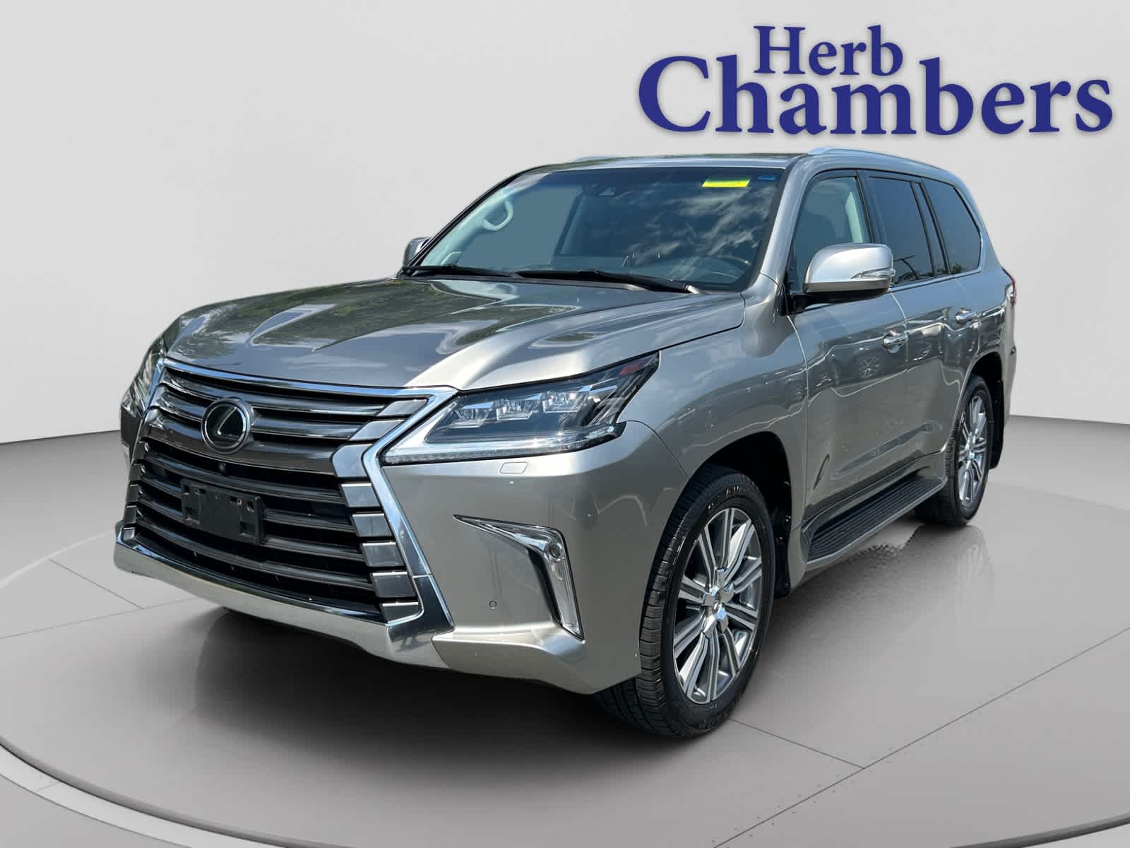 2017 Lexus LX 600 570's photo