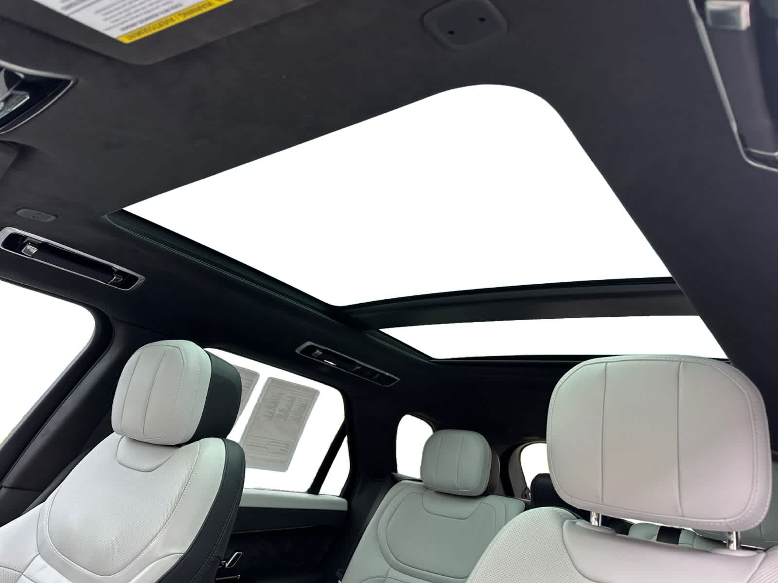 used 2023 Land Rover Range Rover Sport car, priced at $81,498