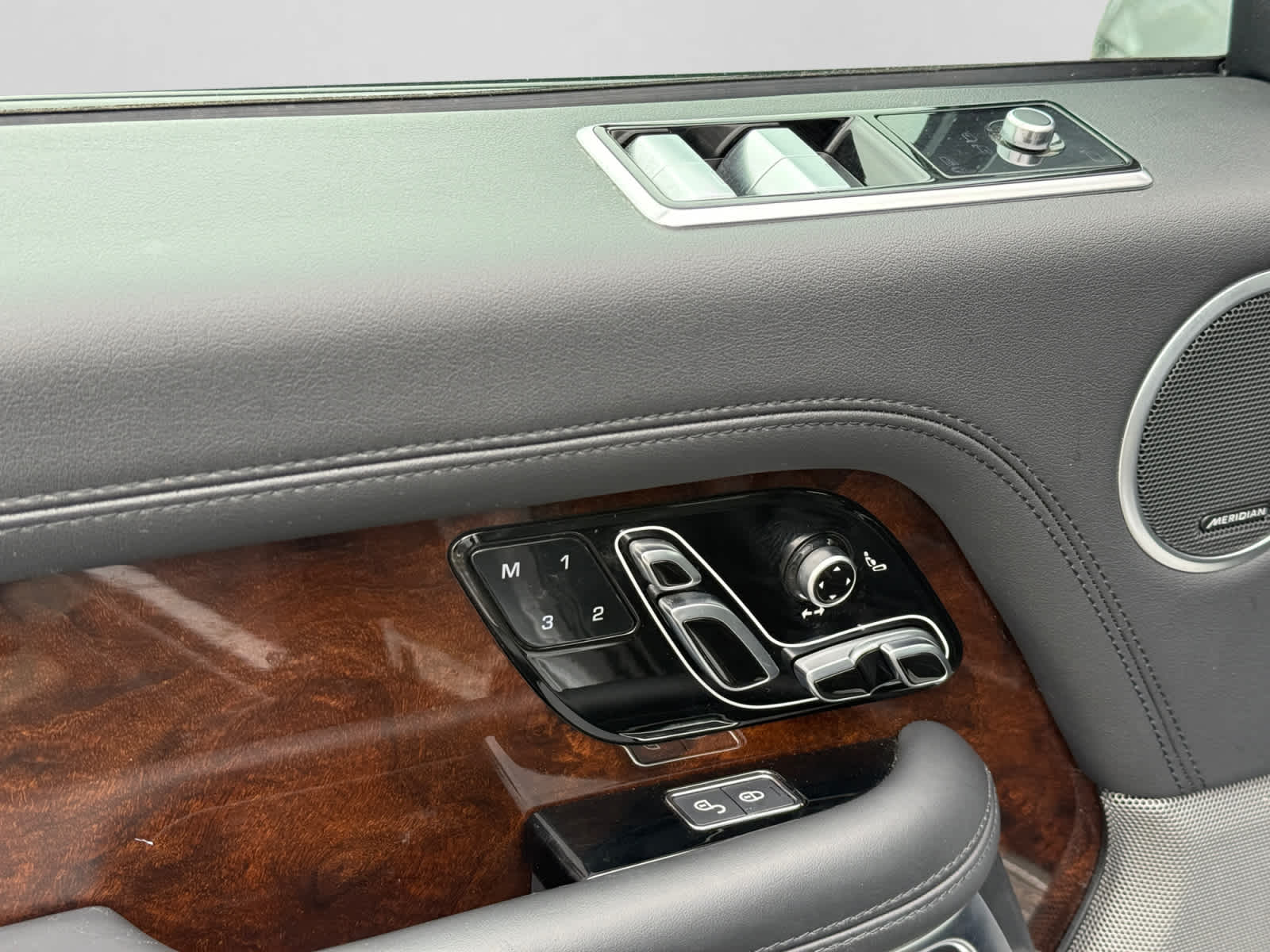 used 2020 Land Rover Range Rover car, priced at $29,000