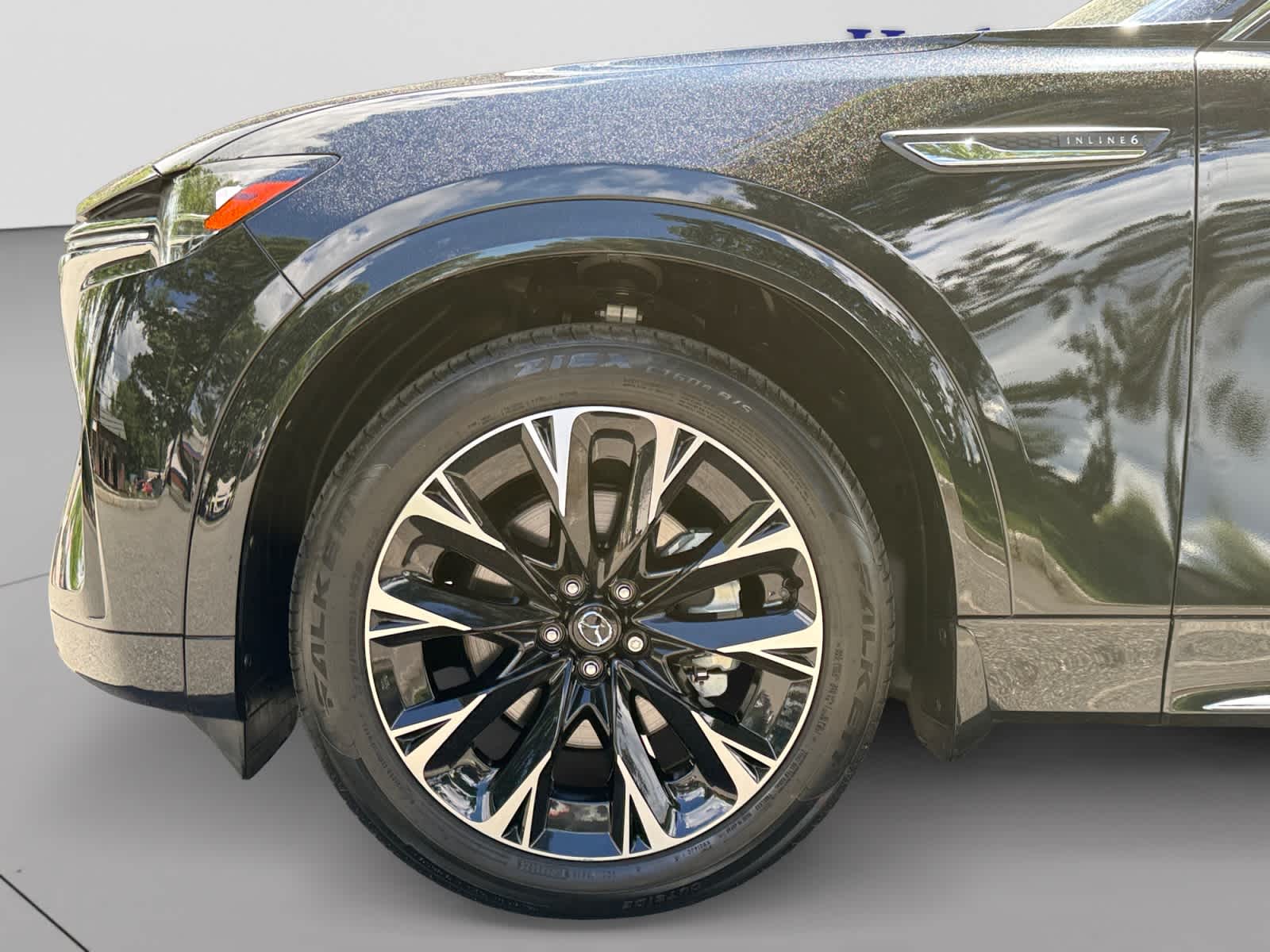 2025 Mazda CX-90 Premium Package - Photo 19