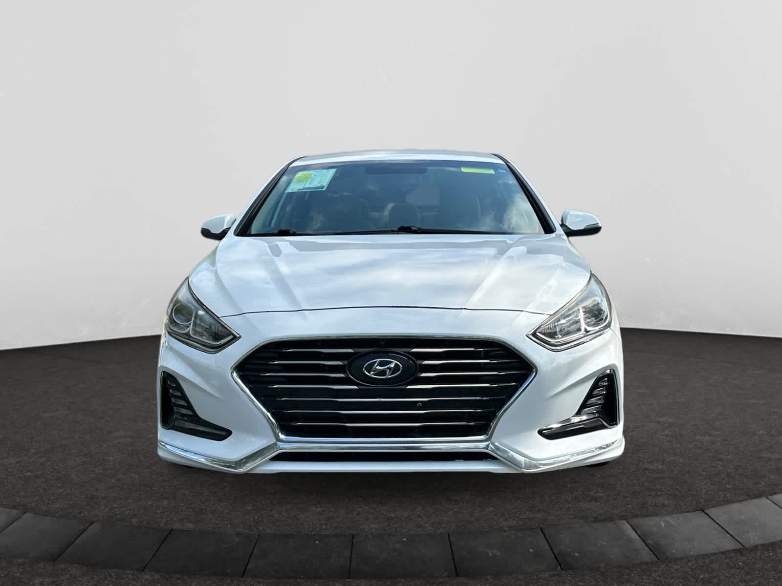 2018 Hyundai Sonata SEL photo 2