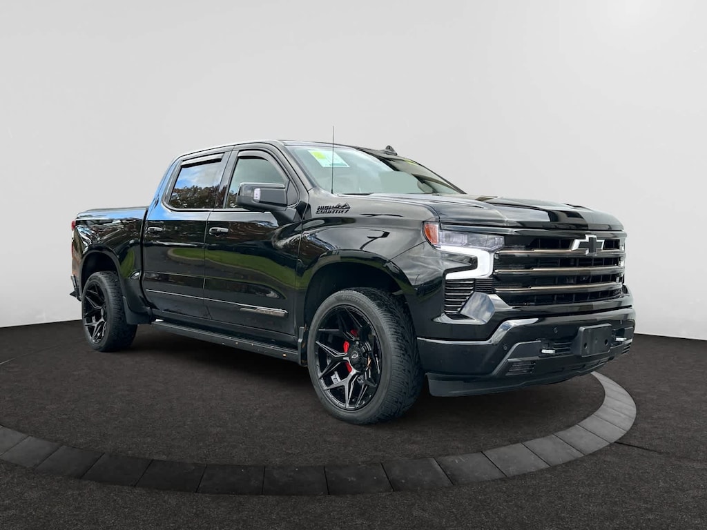 Used 2022 Chevrolet Silverado 1500 High Country 4WD Crew Cab 157 Truck