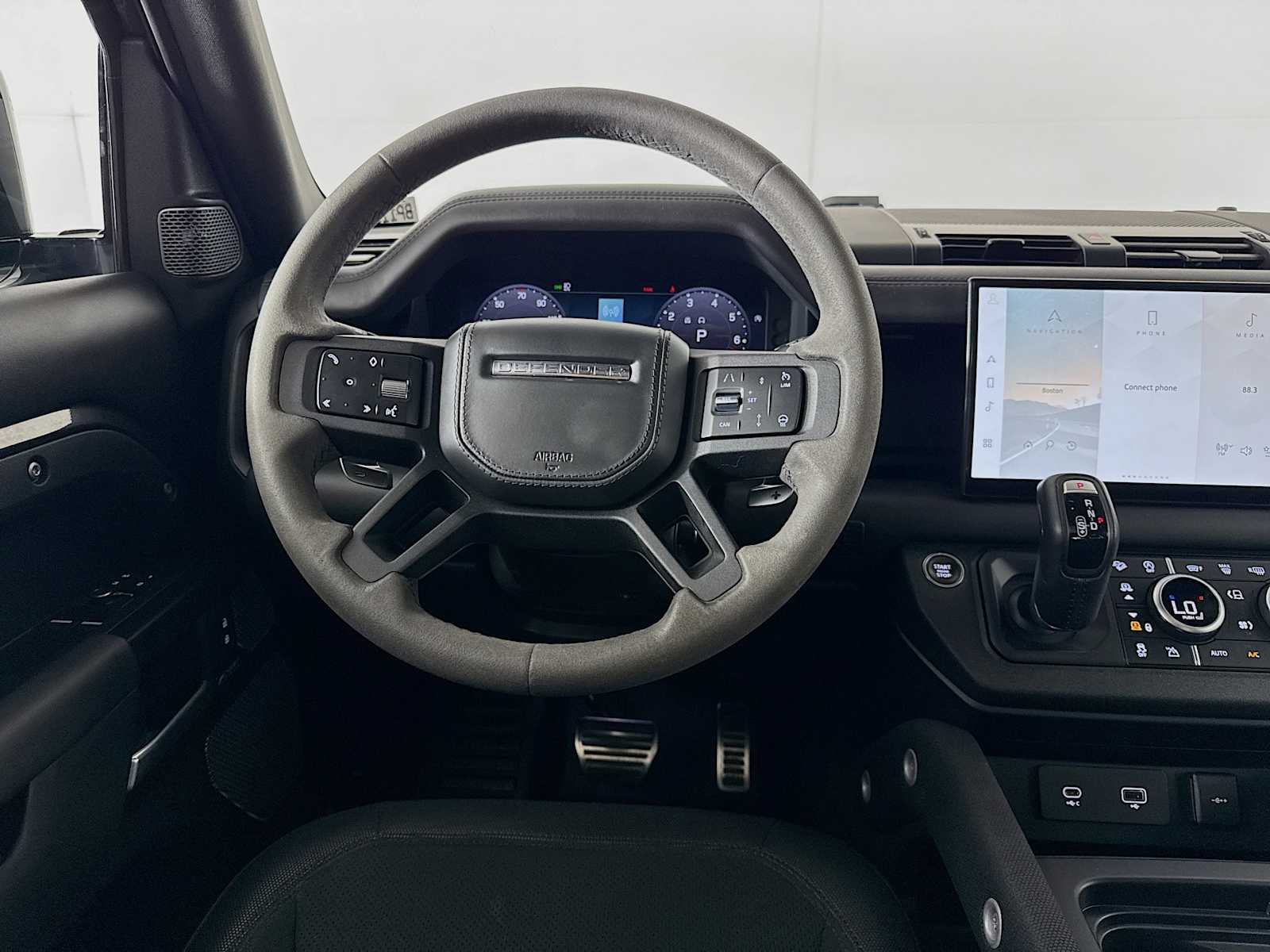 2023 Land Rover Defender V8 - Photo 21