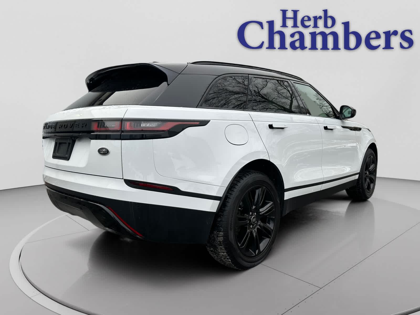 used 2020 Land Rover Range Rover Velar car, priced at $24,000