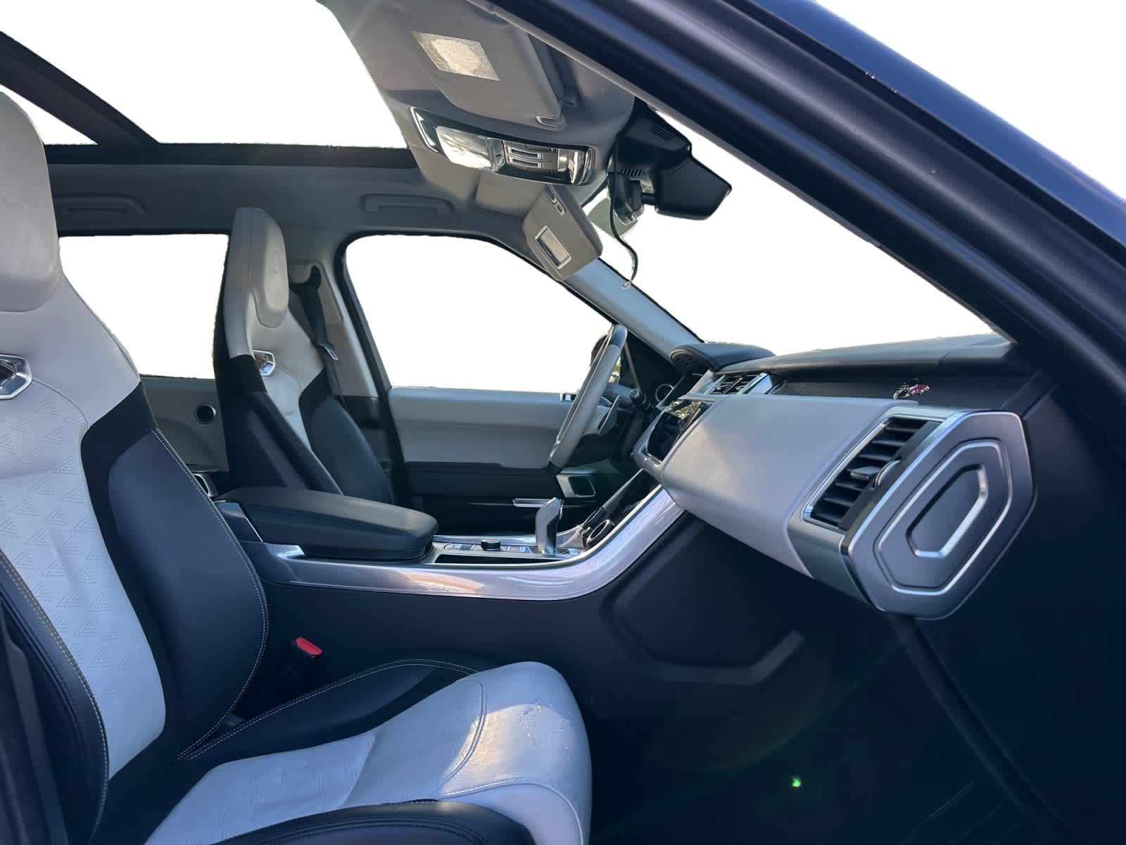 used 2022 Land Rover Range Rover Sport car, priced at $68,998