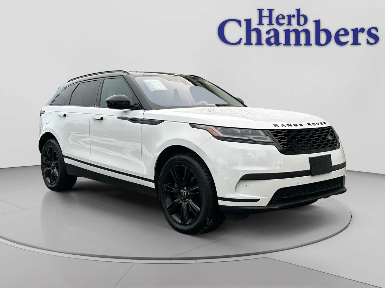 used 2020 Land Rover Range Rover Velar car, priced at $24,000