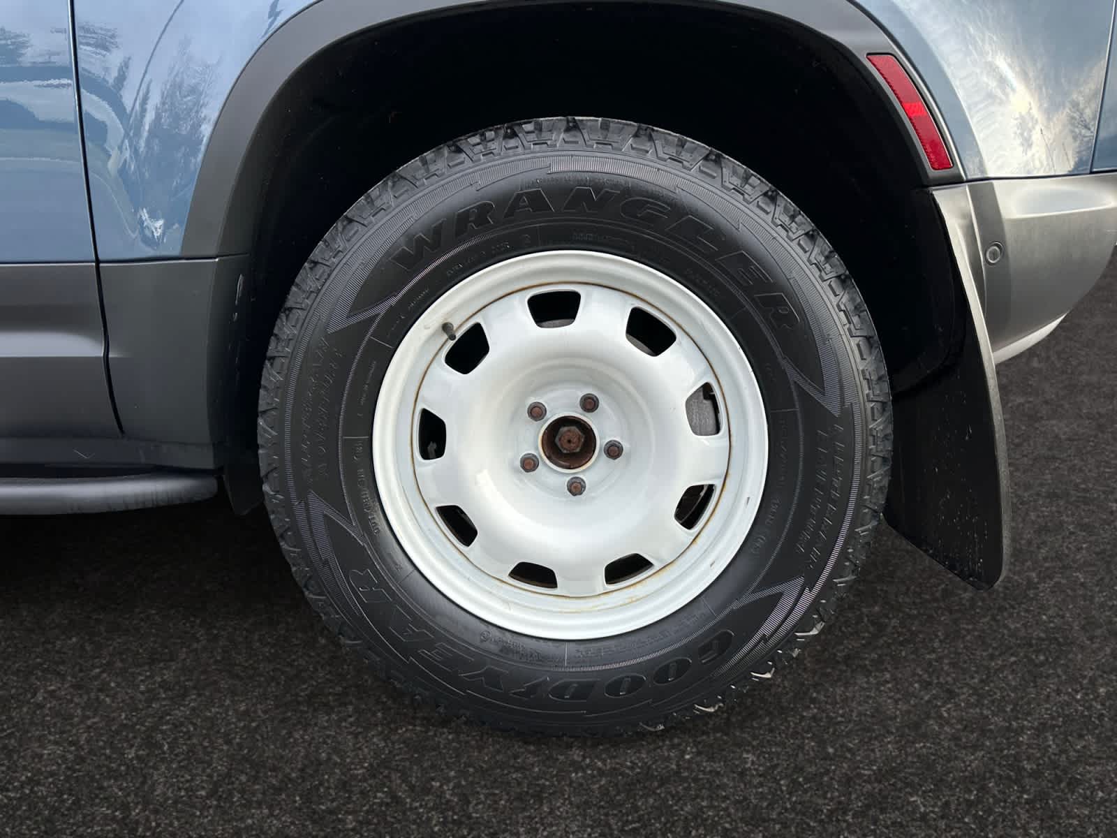 used 2021 Land Rover Defender car, priced at $38,598