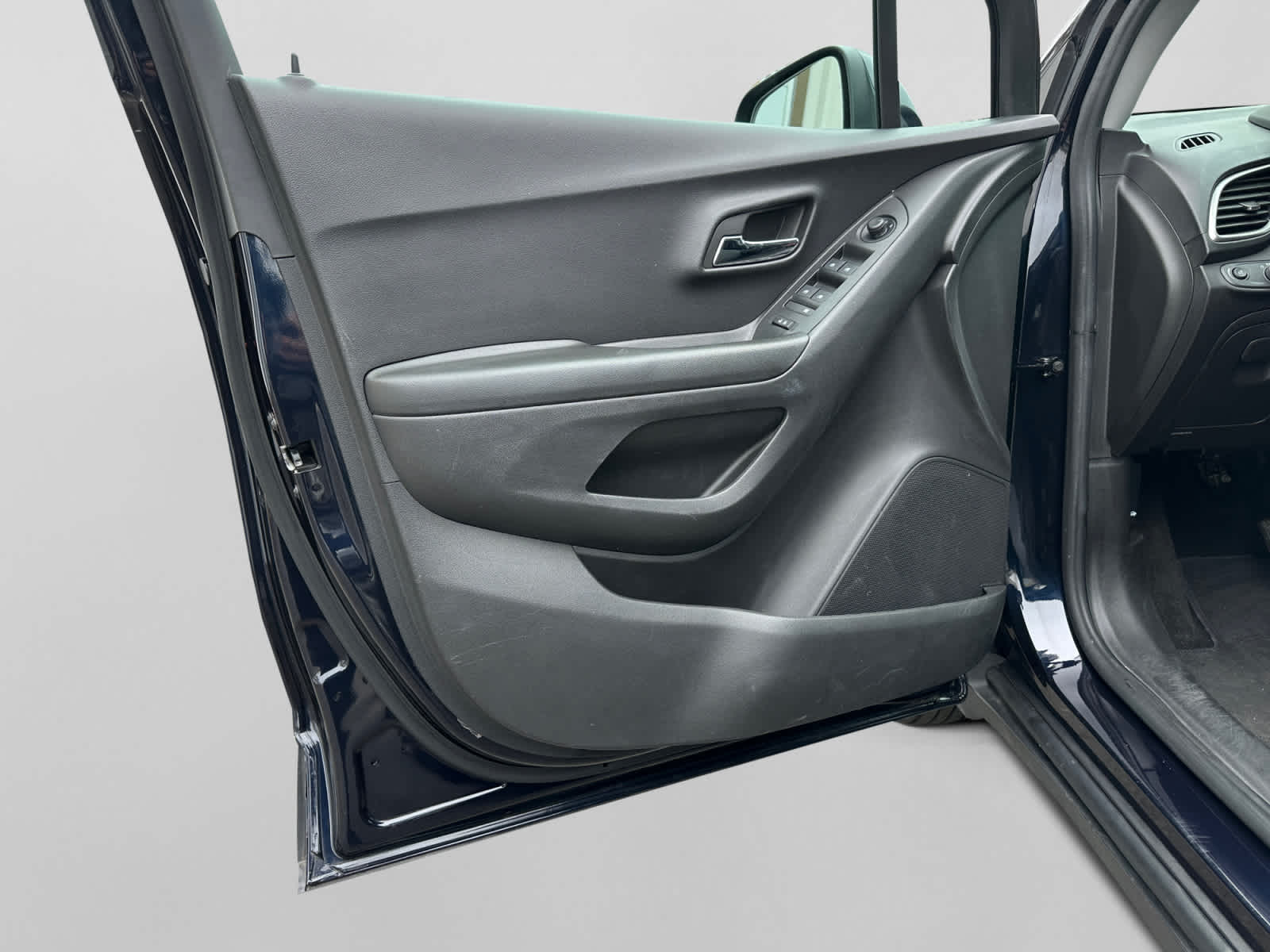 used 2022 Chevrolet Trax car, priced at $17,500