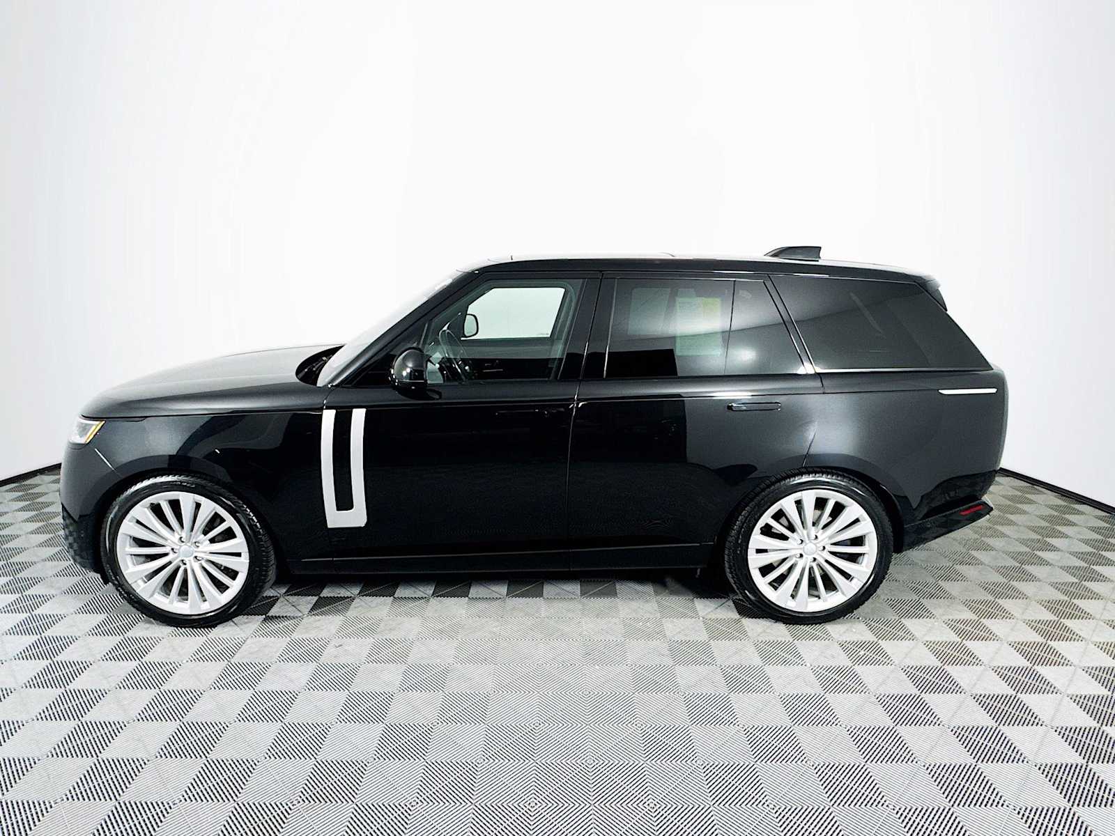 used 2023 Land Rover Range Rover car, priced at $92,000