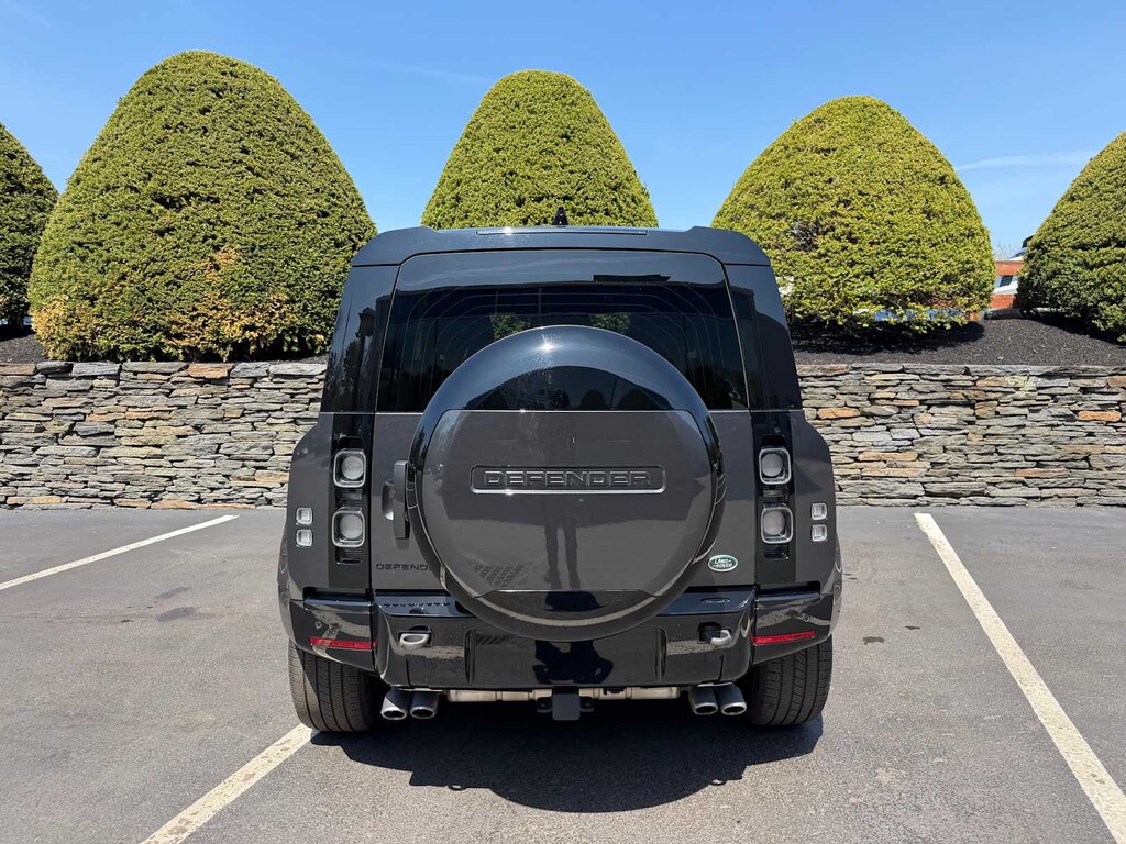 Used 2023 Land Rover Defender V8 SUV