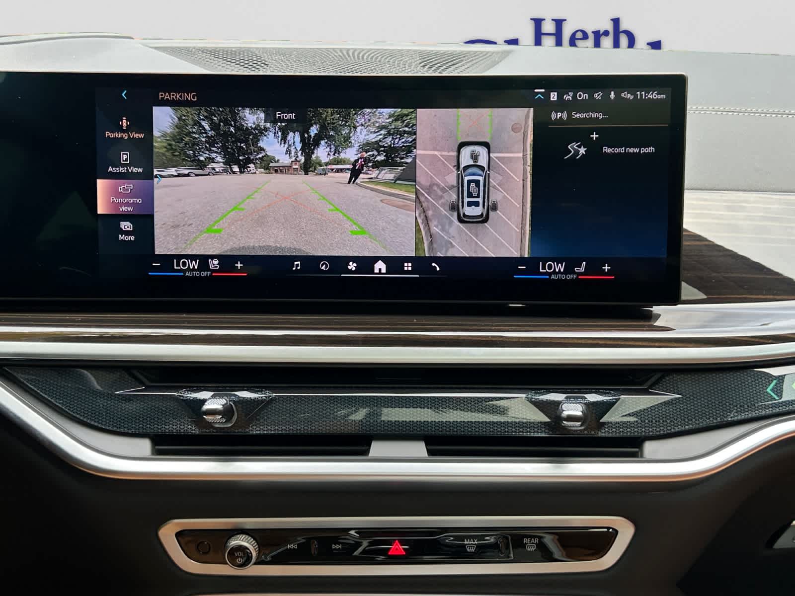 2025 BMW X7 40i - Photo 14