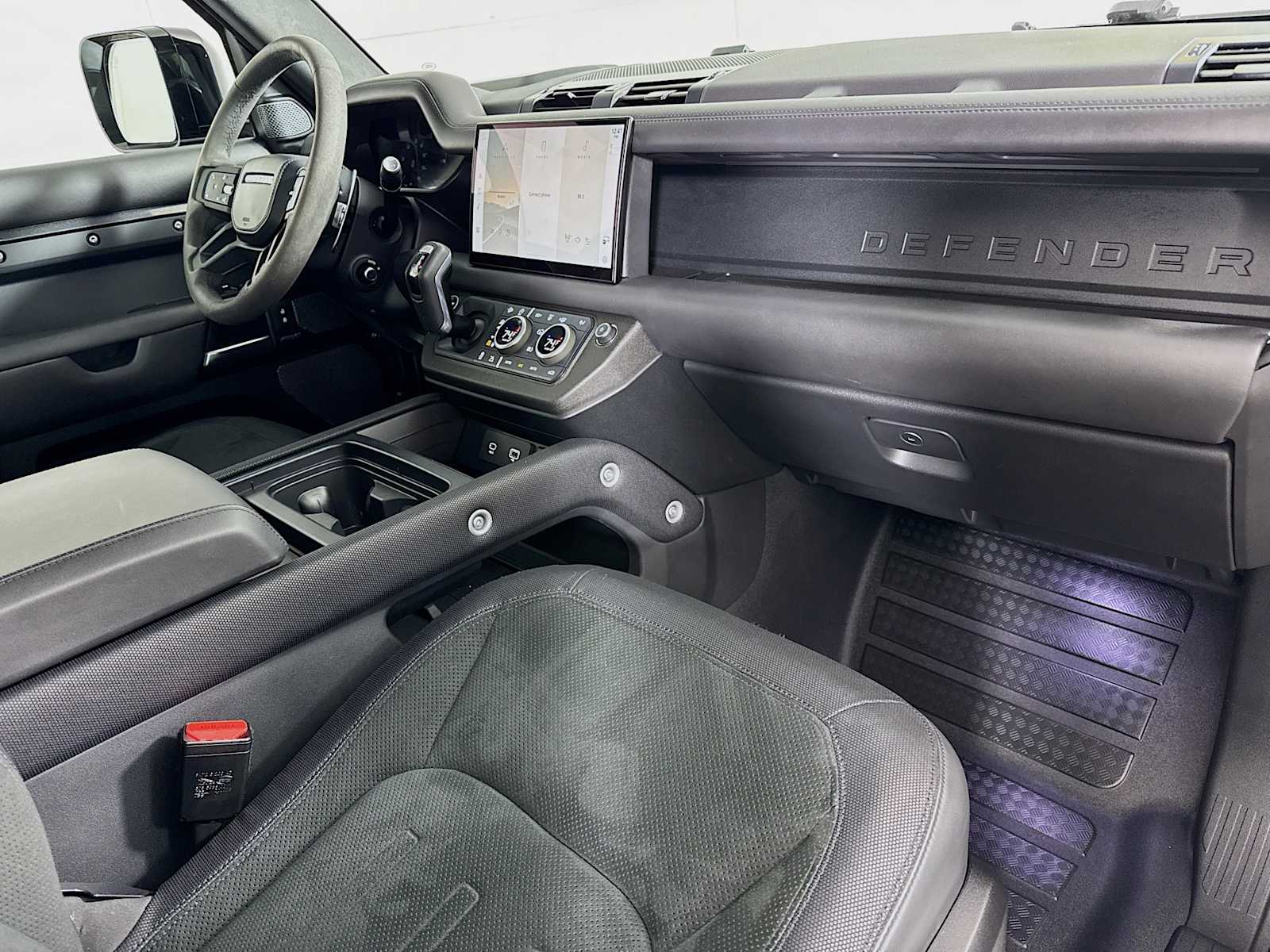2023 Land Rover Defender V8 - Photo 18