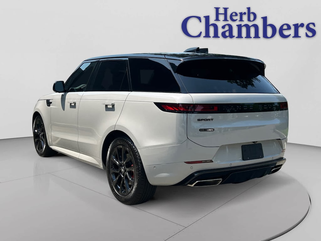 Used 2024 Land Rover Range Rover Sport Dynamic SE SUV
