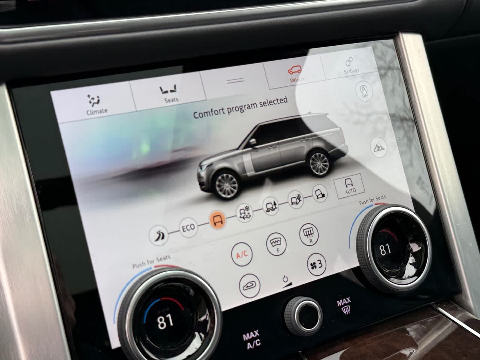 used 2020 Land Rover Range Rover car, priced at $29,000