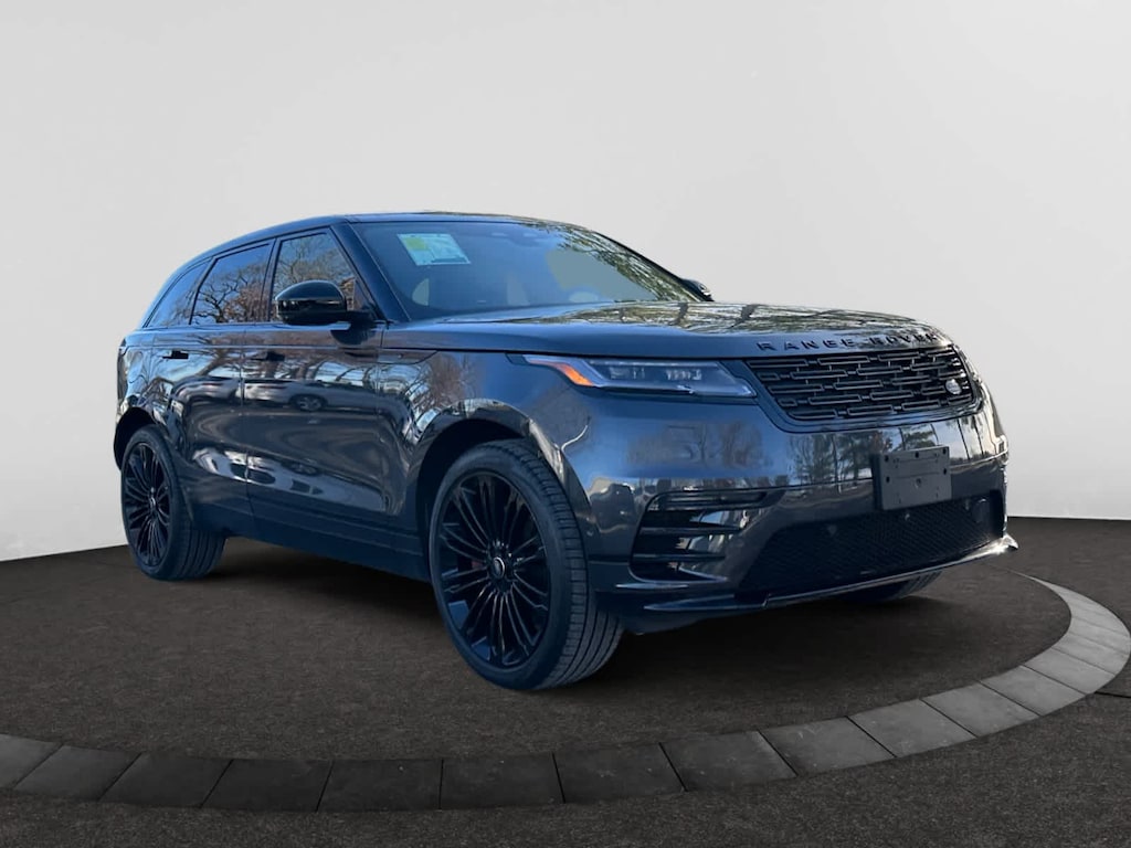 Used 2025 Land Rover Range Rover Velar Dynamic SE SUV