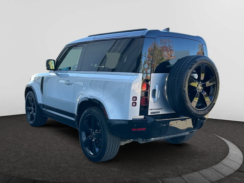 Used 2024 Land Rover Defender X-Dynamic SE SUV