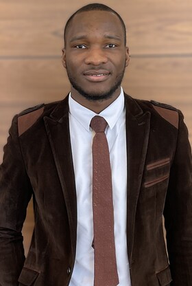 Staff member Timi Martins from ID_c6a315